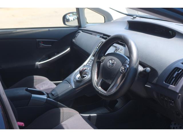 プリウス Sツーリングセレクション・G’s フジツボ4本出しマフラー/ルーフエンドスポイラー/リアスポイラー/Gs18インチアルミ/SDナビ/バックカメラ/ステアリングリモコン/フルセグ/Gsエアロ/ETC/スマートキー/HIDヘッドライト/(35枚目)