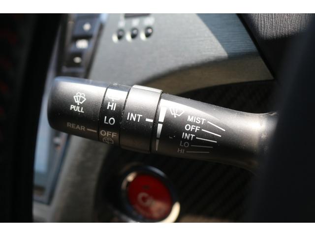 プリウス Sツーリングセレクション・G’s フジツボ4本出しマフラー/ルーフエンドスポイラー/リアスポイラー/Gs18インチアルミ/SDナビ/バックカメラ/ステアリングリモコン/フルセグ/Gsエアロ/ETC/スマートキー/HIDヘッドライト/(49枚目)