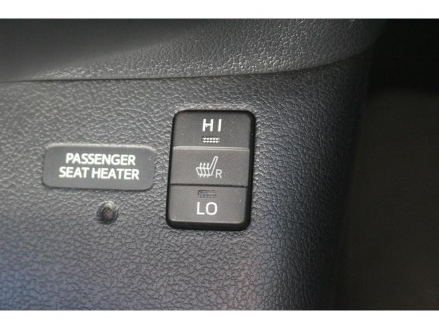 TOYOTA PRIUS A TOURING SELECTION