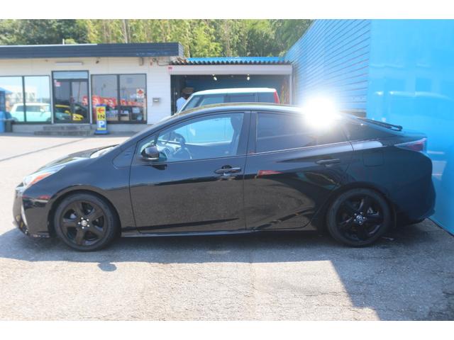 TOYOTA PRIUS A TOURING SELECTION