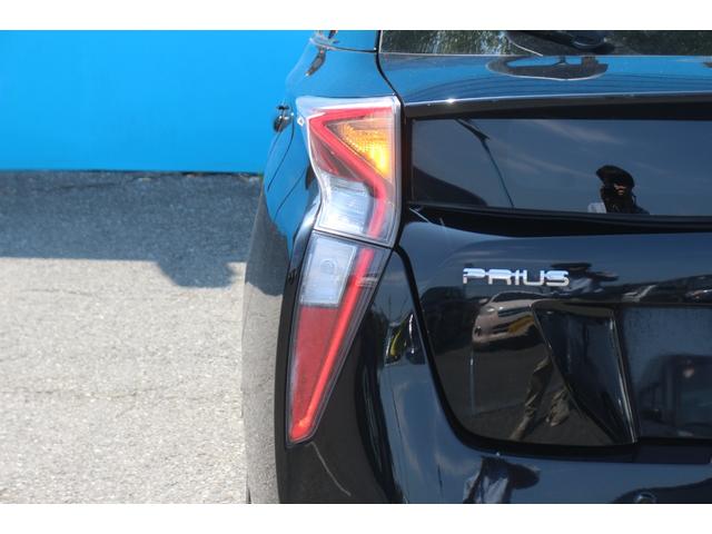 TOYOTA PRIUS A TOURING SELECTION