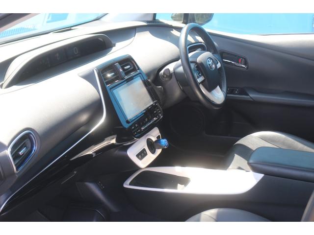 TOYOTA PRIUS A TOURING SELECTION
