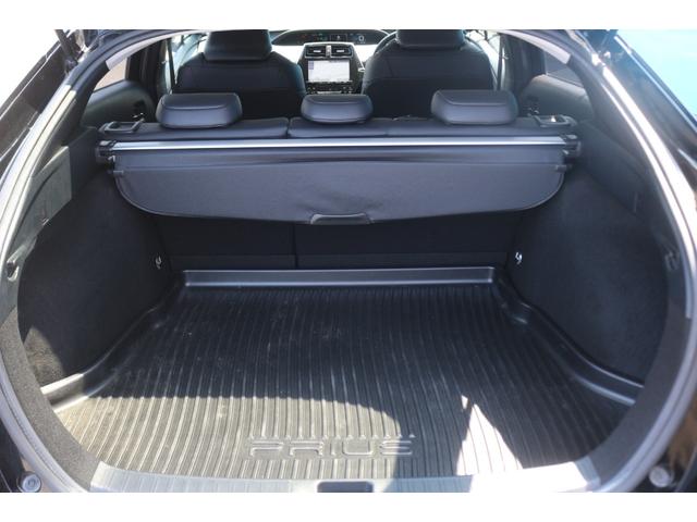 TOYOTA PRIUS A TOURING SELECTION