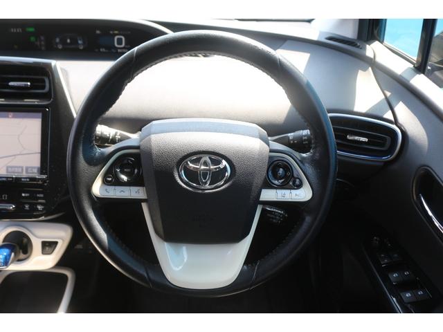 TOYOTA PRIUS A TOURING SELECTION
