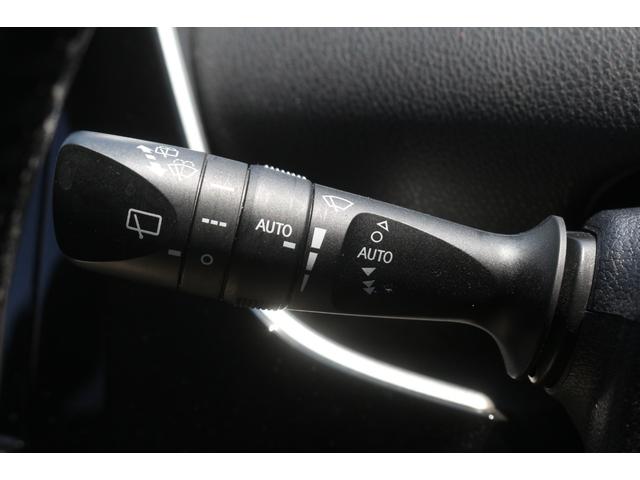 TOYOTA PRIUS A TOURING SELECTION