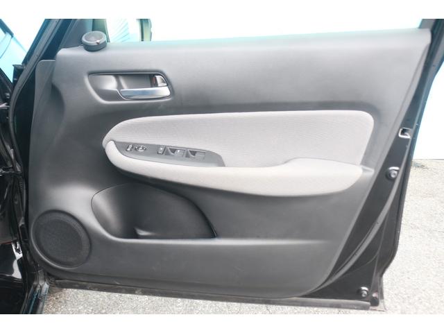 フィット e:HEVクロスター OP:ホンダコネクトナビ/ホンダセンシング/アダプティブクルーズコントロール/レーンキープアシスト/オートマチックハイビーム/クリアランスソナー/LEDヘッドライト/ビルトインETC/プッシュスタート(44枚目)