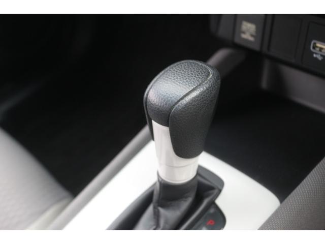 フィット e:HEVクロスター OP:ホンダコネクトナビ/ホンダセンシング/アダプティブクルーズコントロール/レーンキープアシスト/オートマチックハイビーム/クリアランスソナー/LEDヘッドライト/ビルトインETC/プッシュスタート(59枚目)