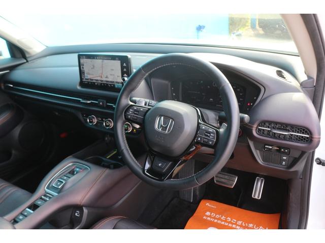 ZR-V e:HEV Z BOSEサウンド/禁煙車/9インチナビ/ワイヤレス充電/全方位カメラ/アダプティブクルーズ/クリアランスソナー/フルレザーシート/シートヒーター/パワーシート/純正18インチAW/ETC2.0(37枚目)