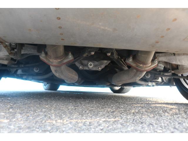 フェアレディZ バージョンニスモ WedSスポーツ19インチアルミ/ニスモ純正マフラー/ローダウン/ハーフレザーシート/ニスモエアロ/メモリーナビ/バックカメラ/Bluetooth接続/オートライト(35枚目)