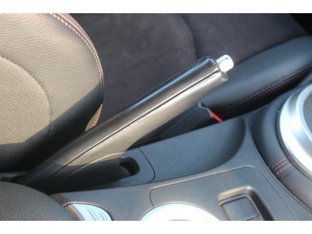 フェアレディZ バージョンニスモ WedSスポーツ19インチアルミ/ニスモ純正マフラー/ローダウン/ハーフレザーシート/ニスモエアロ/メモリーナビ/バックカメラ/Bluetooth接続/オートライト(49枚目)