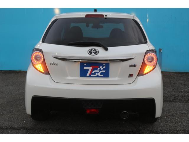 TOYOTA VITZ HYBRID GR SPORT