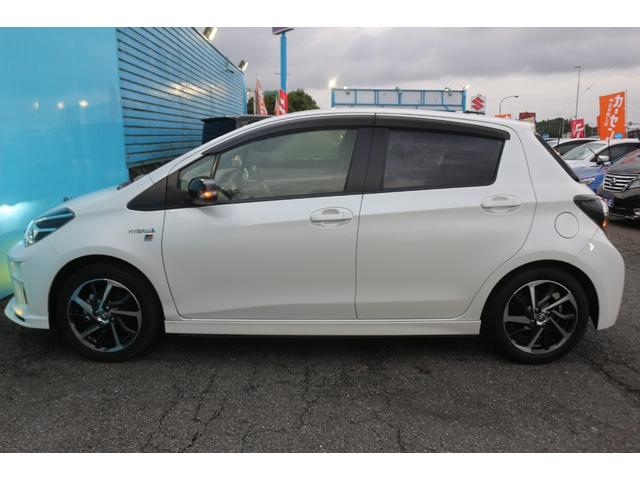 TOYOTA VITZ HYBRID GR SPORT