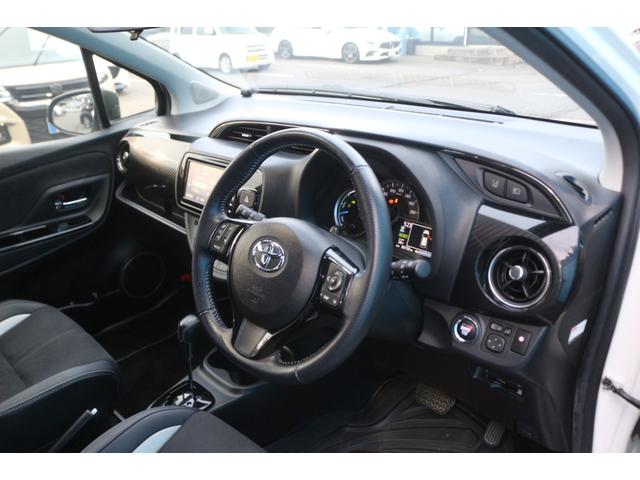 TOYOTA VITZ HYBRID GR SPORT