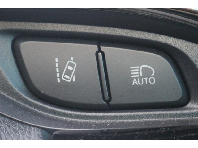 TOYOTA VITZ HYBRID GR SPORT