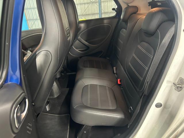 スマートフォーフォー BRABUS スポーツ 正規ディーラー輸入車/ムーンルーフ/JBLツイーター/パナソニック9インチフローティングナビ/バックカメラ/クルーズコントロール/ブラックレザーシート/シートヒーター/ドライブレコーダー/ETC/(38枚目)