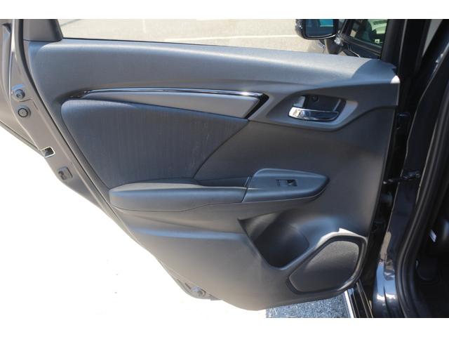 シャトル ハイブリッドZ ホンダセンシング ワンオーナー/ホンダセンシング/ギャザーズ純正ナビ/フルセグTV/バックカメラ/ルーフレール/レーダークルーズコントロール/ハーフレザーシート/シートヒーター/ドライブレコーダー/LEDヘッドライト/(44枚目)