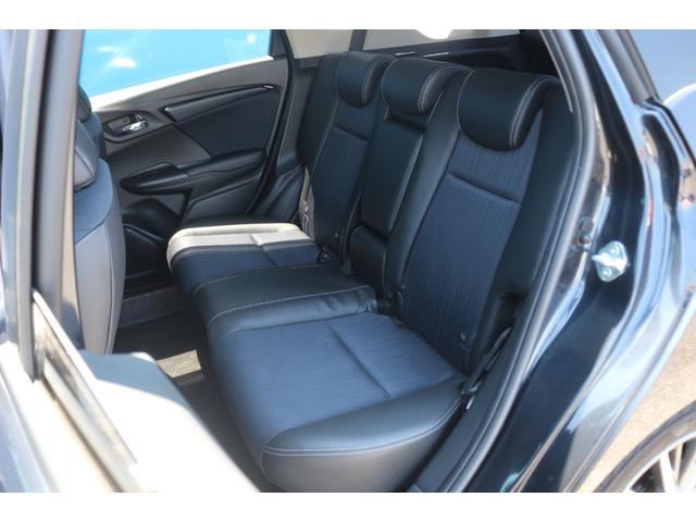 シャトル ハイブリッドZ ホンダセンシング ワンオーナー/ホンダセンシング/ギャザーズ純正ナビ/フルセグTV/バックカメラ/ルーフレール/レーダークルーズコントロール/ハーフレザーシート/シートヒーター/ドライブレコーダー/LEDヘッドライト/(45枚目)