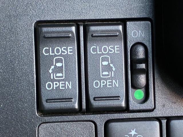 タンク カスタムG-T スマートアシスト2/純正9インチナビ/バックカメラ/両側パワースライドドア/禁煙車/LEDヘッドライト/クルーズコントロール/オートライト/スマートキー/Bluetooth/フルセグTV(10枚目)