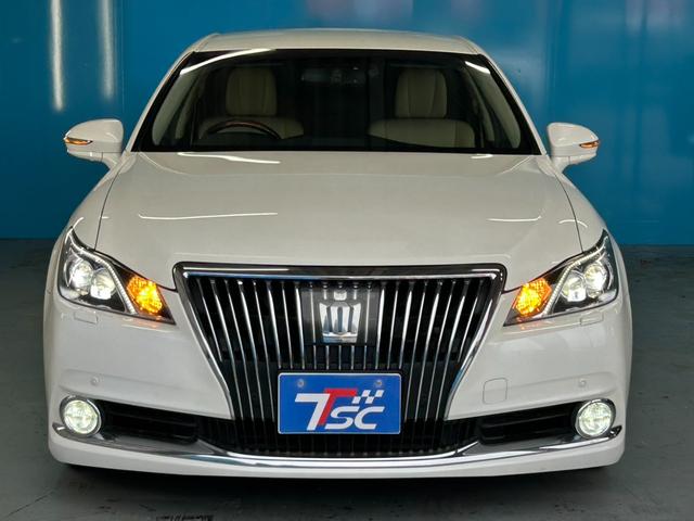 クラウンマジェスタ Fバージョン BSM/衝突軽減システム/クリアランスソナー/アダプティブクルーズコントロール/HDDナビ/バックカメラ/フルセグ視聴/禁煙/革シート/LEDヘッドライト/オートマチックハイビーム(17枚目)