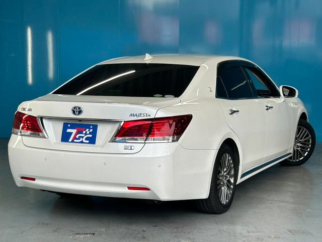 クラウンマジェスタ Fバージョン BSM/衝突軽減システム/クリアランスソナー/アダプティブクルーズコントロール/HDDナビ/バックカメラ/フルセグ視聴/禁煙/革シート/LEDヘッドライト/オートマチックハイビーム(18枚目)