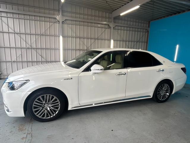 クラウンマジェスタ Fバージョン BSM/衝突軽減システム/クリアランスソナー/アダプティブクルーズコントロール/HDDナビ/バックカメラ/フルセグ視聴/禁煙/革シート/LEDヘッドライト/オートマチックハイビーム(23枚目)