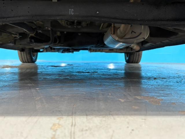 下回りも深刻な錆や腐食等ございません。