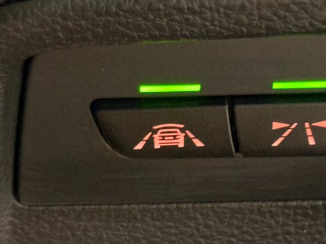 M4 M4クーペ 41,000km時DCTメカトロニクスユニット交換済/OP:ツインスポークブラック塗装鍛造19インチホイール/社外エアロ(F・S・R)/カーボンリアスポイラー/キドニーブラックグリル/ブラックレザー/(70枚目)