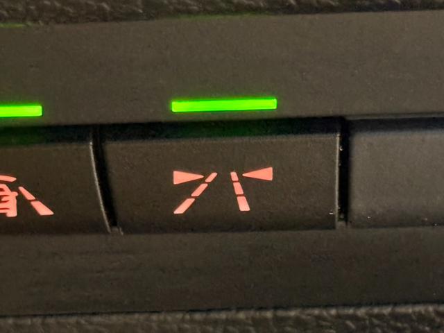 M4 M4クーペ 41,000km時DCTメカトロニクスユニット交換済/OP:ツインスポークブラック塗装鍛造19インチホイール/社外エアロ(F・S・R)/カーボンリアスポイラー/キドニーブラックグリル/ブラックレザー/(71枚目)