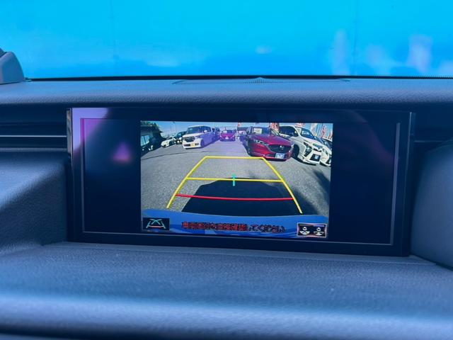 【バックカメラ】駐車時は、車両後方の安全をモニターで確認する事ができます！