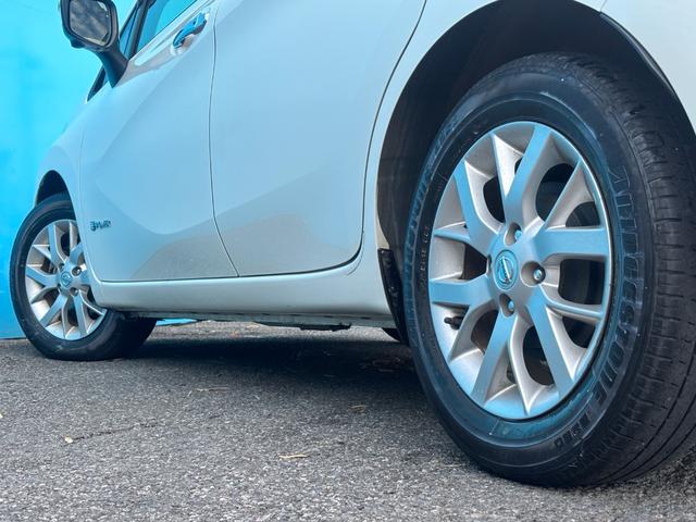 ノート e-パワー メダリスト 禁煙/インテリジェントアラウンドビューモニター/全方位カメラ/デジタルインナーミラー/クリアランスソナー/LEDヘッドライト/ETC/ハーフレザー/フルセグ/Bluetoothオーディオ(24枚目)