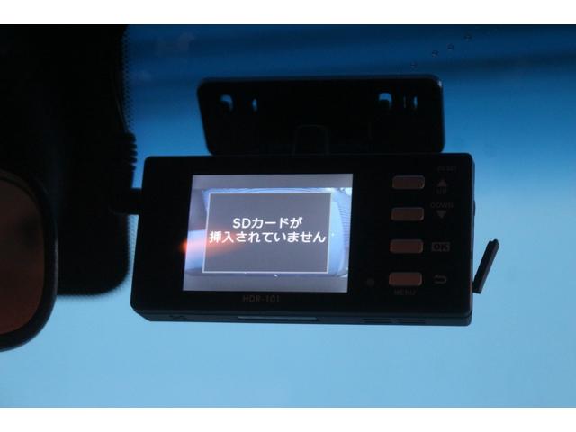 フーガハイブリッド ベースグレード　後期型／黒本革パワーシート／ＢＯＳＥサウンド／全周囲カメラ／ブラインドスポットモニター／レーダークルーズコントロール／オットマン／シートエアコン／コーナーセンサー／フルセグ／純正１８インチＡＷ／ＥＴＣ（15枚目）