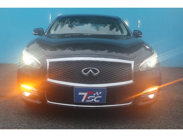 フーガハイブリッド ベースグレード　後期型／黒本革パワーシート／ＢＯＳＥサウンド／全周囲カメラ／ブラインドスポットモニター／レーダークルーズコントロール／オットマン／シートエアコン／コーナーセンサー／フルセグ／純正１８インチＡＷ／ＥＴＣ（18枚目）