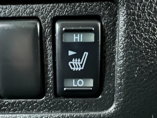 寒い冬に大活躍！前席にシートヒーター付きとなっております。