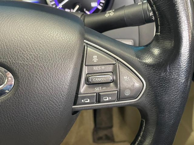 【アダプティブクルーズコントロール】追従機能付きのクルーズコントロールですので、高速道路のなどで便利な機能です♪