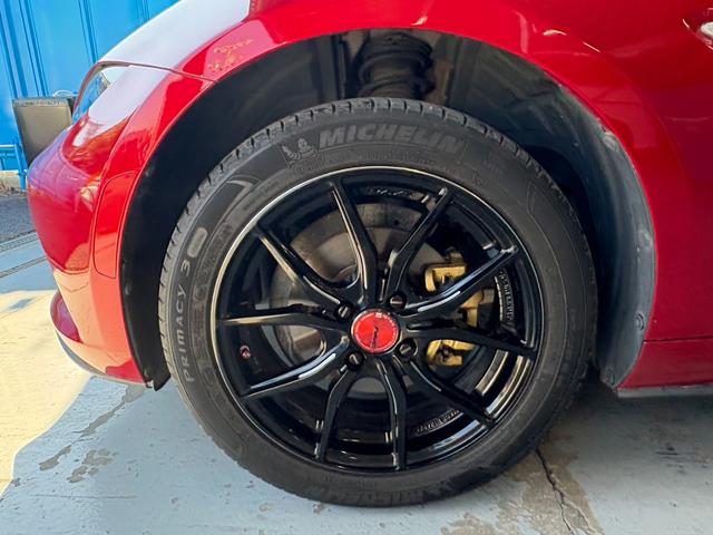 【ＲＡＹＳ製１６インチアルミホイール】４本とも傷は少なく、綺麗な状態で保たれております♪