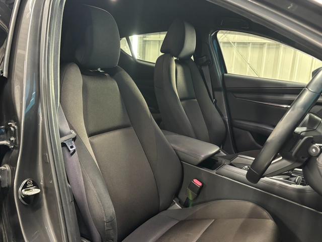 ＭＡＺＤＡ３ファストバック ＸＤプロアクティブ　ＯＰ：３６０度セーフティパッケージ／ＯＰ：ＤＶＤ・ＣＤ・フルセグＴＶキット／１オーナー／８．８インチマツダコネクトナビ／ヘッドアップディスプレイ／レーダークルーズ／ブラインドスポットモニター／ＥＴＣ／（7枚目）