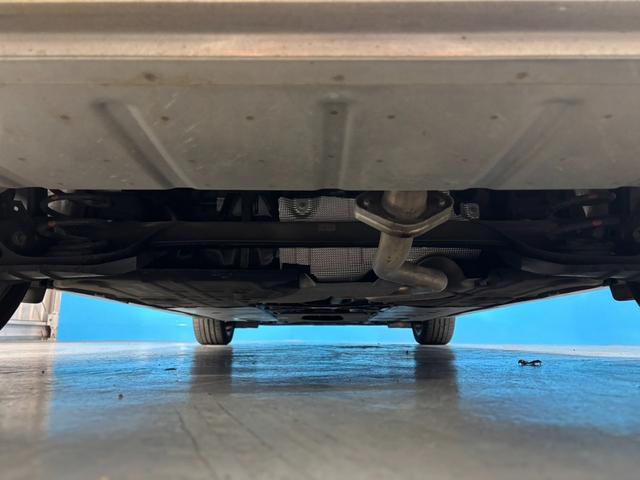 ＭＡＺＤＡ３ファストバック ＸＤプロアクティブ　ＯＰ：３６０度セーフティパッケージ／ＯＰ：ＤＶＤ・ＣＤ・フルセグＴＶキット／１オーナー／８．８インチマツダコネクトナビ／ヘッドアップディスプレイ／レーダークルーズ／ブラインドスポットモニター／ＥＴＣ／（18枚目）