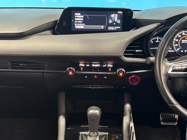 ＭＡＺＤＡ３ファストバック ＸＤプロアクティブ　ＯＰ：３６０度セーフティパッケージ／ＯＰ：ＤＶＤ・ＣＤ・フルセグＴＶキット／１オーナー／８．８インチマツダコネクトナビ／ヘッドアップディスプレイ／レーダークルーズ／ブラインドスポットモニター／ＥＴＣ／（62枚目）