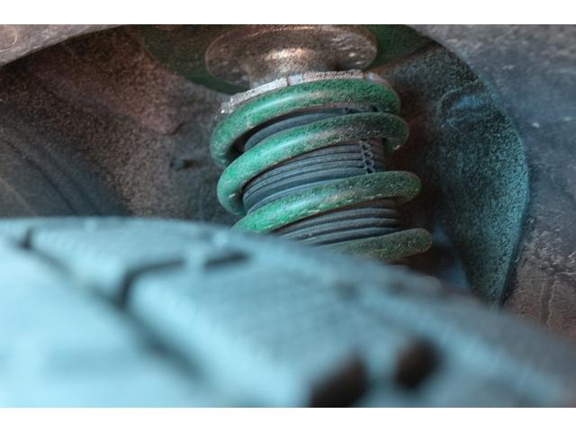 86 GTリミテッド ブラックパッケージ TRDエアロ/TRDマフラー/純正フロアマット/PERRINウイング/ブレンボキャリパー/テイン車高調/プッシュスタート/スマートキー/LEDヘッドライト/純正SDナビ/パドルシフト(12枚目)