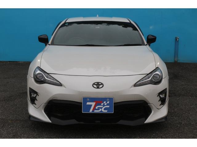 86 GTリミテッド ブラックパッケージ TRDエアロ/TRDマフラー/純正フロアマット/PERRINウイング/ブレンボキャリパー/テイン車高調/プッシュスタート/スマートキー/LEDヘッドライト/純正SDナビ/パドルシフト(23枚目)