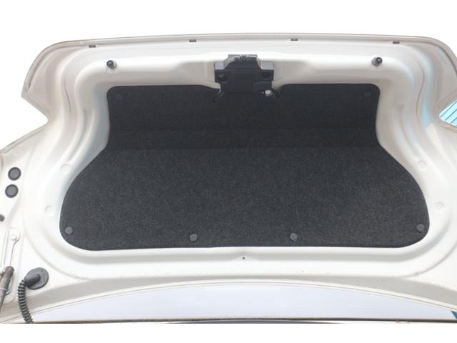 86 GTリミテッド ブラックパッケージ TRDエアロ/TRDマフラー/純正フロアマット/PERRINウイング/ブレンボキャリパー/テイン車高調/プッシュスタート/スマートキー/LEDヘッドライト/純正SDナビ/パドルシフト(41枚目)