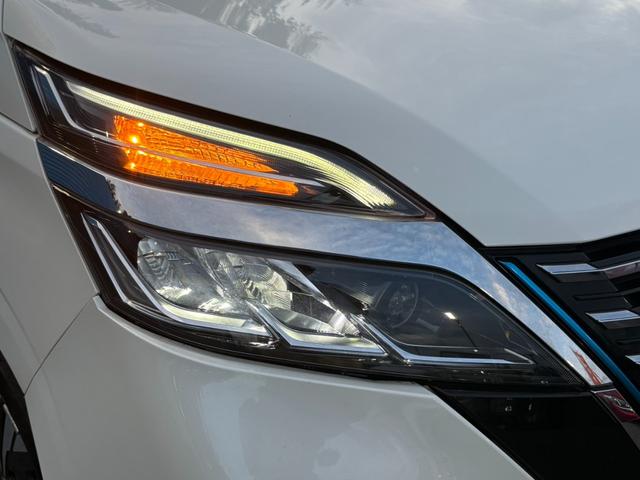 セレナ ｅ－パワー　ハイウェイスターＶ　後期／セーフティパックＢ／純正１０インチナビ／純正フリップダウンモニター／リアオートエアコン／コンビ防水シート／ツートンルーフ／プロパイロット／ＢＳＭ／禁煙／前後ドラレコ／クリソナ／ＥＴＣ（23枚目）