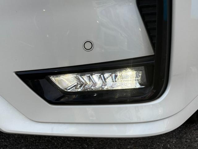 セレナ ｅ－パワー　ハイウェイスターＶ　後期／セーフティパックＢ／純正１０インチナビ／純正フリップダウンモニター／リアオートエアコン／コンビ防水シート／ツートンルーフ／プロパイロット／ＢＳＭ／禁煙／前後ドラレコ／クリソナ／ＥＴＣ（25枚目）