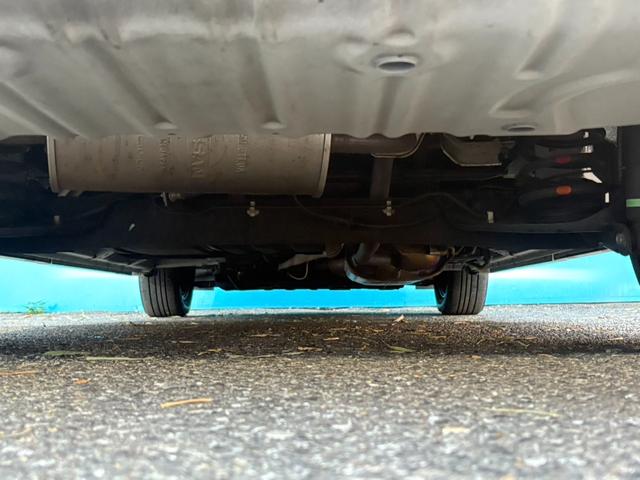 セレナ ｅ－パワー　ハイウェイスターＶ　後期／セーフティパックＢ／純正１０インチナビ／純正フリップダウンモニター／リアオートエアコン／コンビ防水シート／ツートンルーフ／プロパイロット／ＢＳＭ／禁煙／前後ドラレコ／クリソナ／ＥＴＣ（34枚目）