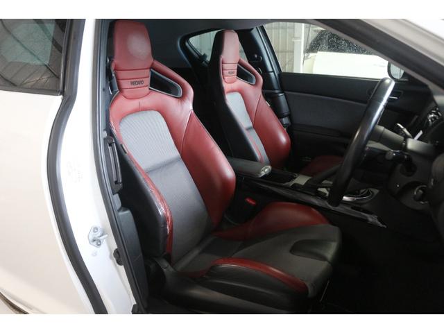 ＲＸ－８ スピリットＲ　後期型／レカロシート／バックカメラ／Ｂｌｕｅｔｏｏｔｈオーディオ／純正１９インチＡＷ／ＥＴＣ／禁煙／ＨＩＤヘッドライト／オートライト／ハーフレザーシート／スマートキー（7枚目）