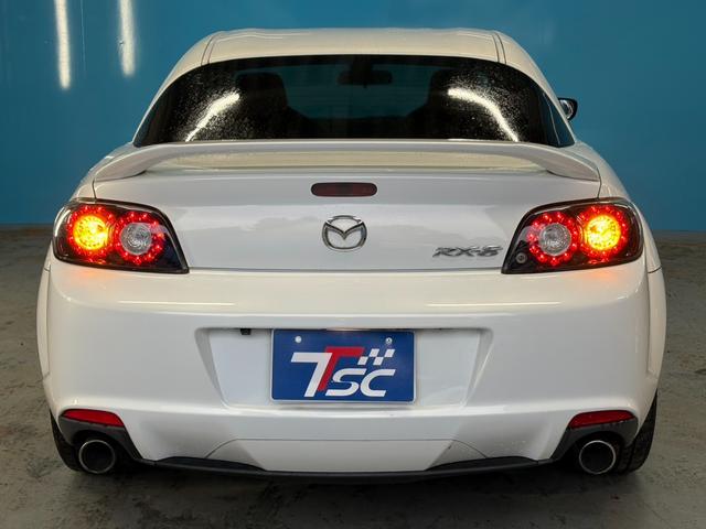 ＲＸ－８ スピリットＲ　後期型／レカロシート／バックカメラ／Ｂｌｕｅｔｏｏｔｈオーディオ／純正１９インチＡＷ／ＥＴＣ／禁煙／ＨＩＤヘッドライト／オートライト／ハーフレザーシート／スマートキー（33枚目）