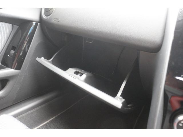 ＲＸ－８ スピリットＲ　後期型／レカロシート／バックカメラ／Ｂｌｕｅｔｏｏｔｈオーディオ／純正１９インチＡＷ／ＥＴＣ／禁煙／ＨＩＤヘッドライト／オートライト／ハーフレザーシート／スマートキー（56枚目）