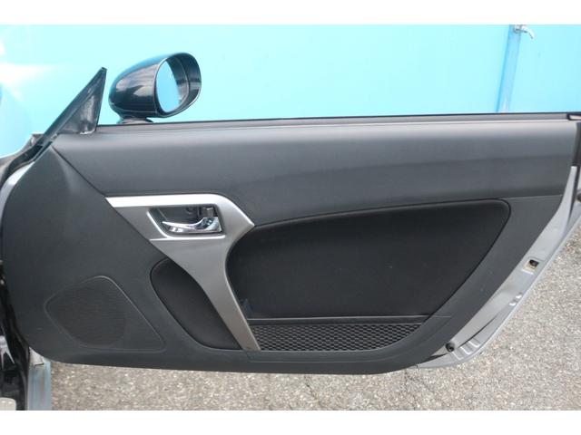 コペン ローブ　Ｓ　社外マフラー／社外ボンネット／ＳＳＲ製１５インチＡＷ／レカロシート／フルセグ／シートヒーター／スマートキー＆プッシュスタート／５速マニュアル／禁煙車／ＬＥＤヘッドライト（49枚目）