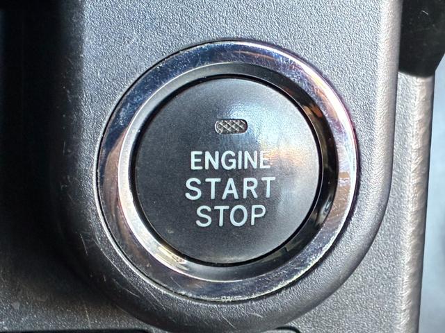 タンク カスタムＧ－Ｔ　スマートアシスト２／純正９インチナビ／バックカメラ／両側パワースライドドア／禁煙車／ＬＥＤヘッドライト／クルーズコントロール／オートライト／スマートキー／Ｂｌｕｅｔｏｏｔｈ／フルセグＴＶ（12枚目）