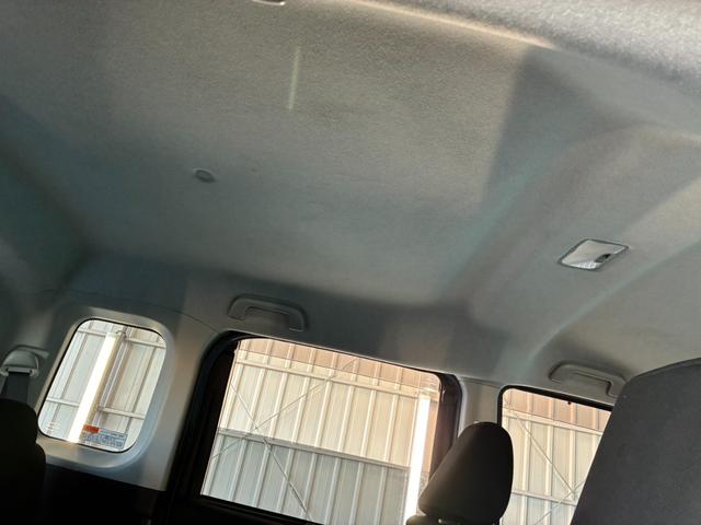 タンク カスタムＧ－Ｔ　スマートアシスト２／純正９インチナビ／バックカメラ／両側パワースライドドア／禁煙車／ＬＥＤヘッドライト／クルーズコントロール／オートライト／スマートキー／Ｂｌｕｅｔｏｏｔｈ／フルセグＴＶ（35枚目）